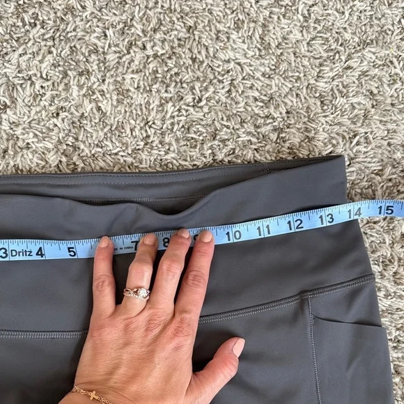 Calia by Carrie underwood Power Lux Leggings Gray Pockets size Medium - Picture 12 of 13